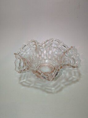 Vintage Pink Glass Candy Bowl Basketweave Lace Edge Ruffled